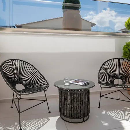 Alexandrion Appartments Down Town Adults Only Апарт-отель Сарти